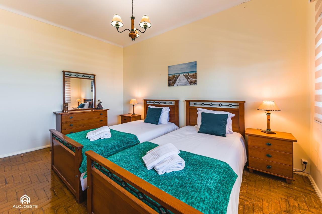 Casa A Beira Mar - Countryhouse With Ocean View São Pedro da Cadeira Kültér fotó