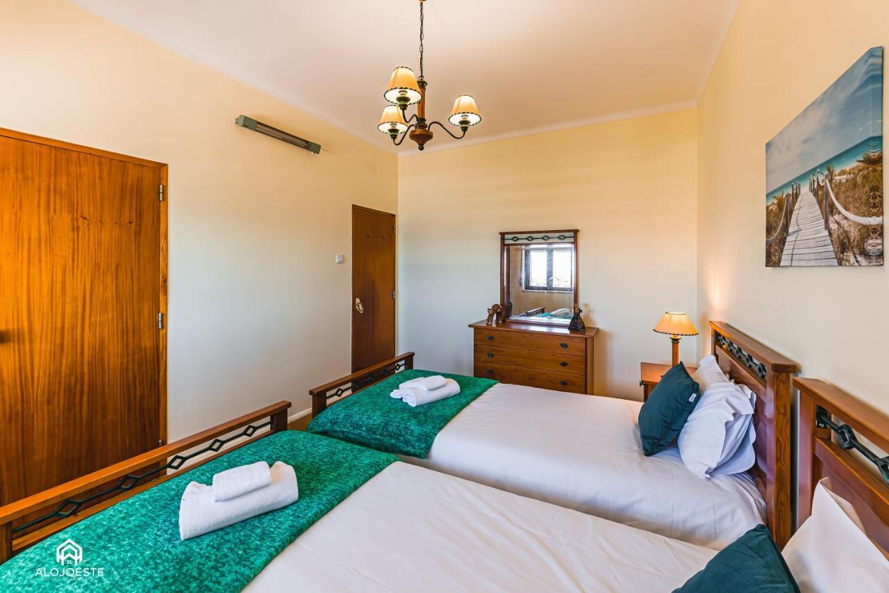 Casa A Beira Mar - Countryhouse With Ocean View São Pedro da Cadeira Kültér fotó