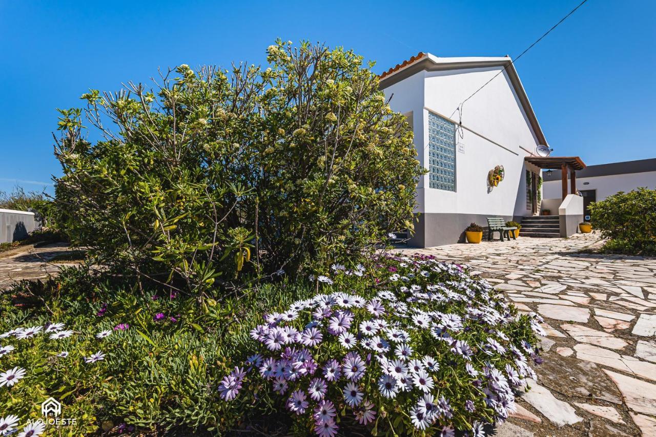 Casa A Beira Mar - Countryhouse With Ocean View São Pedro da Cadeira Kültér fotó